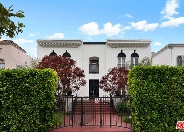 Property at 211 S Berendo St #3, Los Angeles, CA 90004, 1 bed, 1 bath