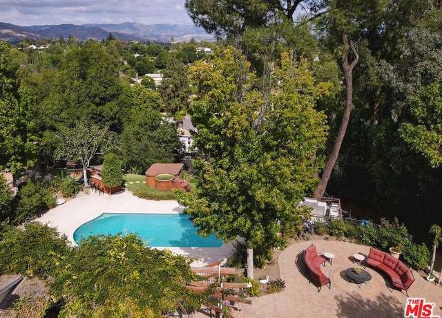 Property at 24333 Little Valley Rd, Hidden Hills, CA 91302, 5 beds, 5 baths