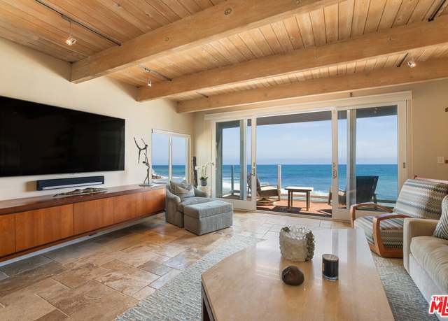 Property at 11770 Pacific Coast Hwy Unit Q, Malibu, CA 90265, 3 beds, 3.5 baths