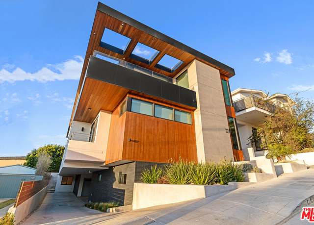 Property at 647 10th St, Hermosa Beach, CA 90254, 4 beds, 3.5 baths