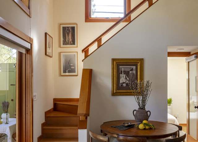 Property at 734 Milwood Ave, Venice, CA 90291, 5 beds, 4 baths