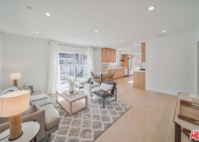 Property at 2021 Idaho Ave, Santa Monica, CA 90403, 2 beds, 2 baths