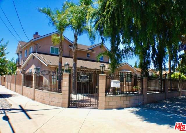Property at 6701 Hinds Ave, North Hollywood, CA 91606, 5 beds, 3.5 baths