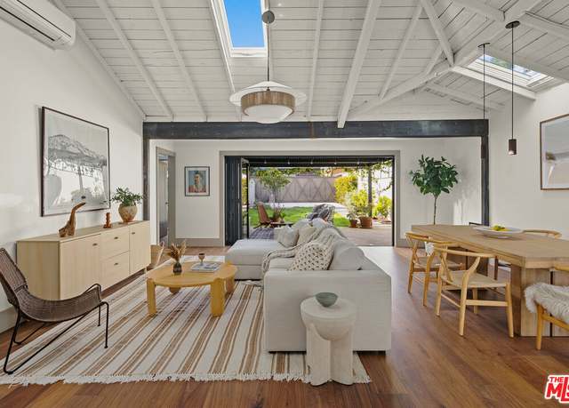 Property at 649 Indiana Ave, Venice, CA 90291, 3 beds, 2 baths