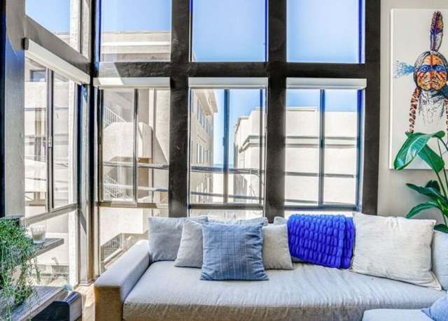 Property at 14 Mast St #4, Marina Del Rey, CA 90292, 2 beds, 2 baths