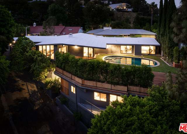 Property at 2247 Chelan Pl, Los Angeles, CA 90046, 5 beds, 5.5 baths