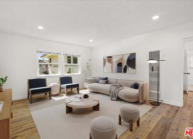 Property at 5845 Bowcroft St #4, Los Angeles, CA 90016, 2 beds, 1.5 baths