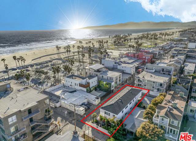 Property at 11 20th Ave, Venice, CA 90291, 7 beds, 6 baths