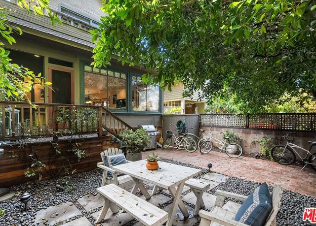 Property at 46 Wavecrest Ave, Venice, CA 90291, 3 beds, 2.5 baths