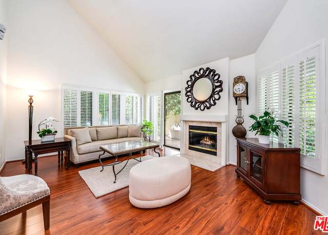 Property at 18731 Hatteras St #26, Tarzana, CA 91356, 3 beds, 3 baths