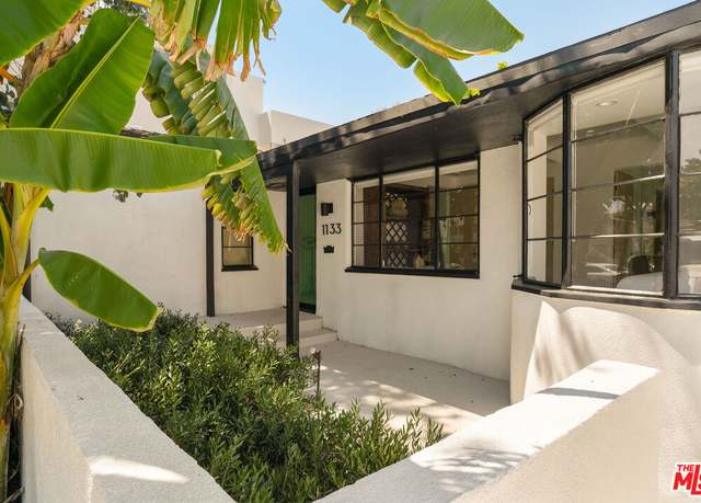 Property at 1133 S Cochran Ave, Los Angeles, CA 90019, 3 beds, 3.5 baths