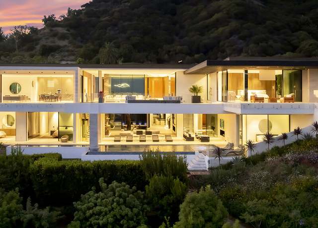 Property at 1108 Wallace Rdg, Beverly Hills, CA 90210, 7 beds, 14 baths