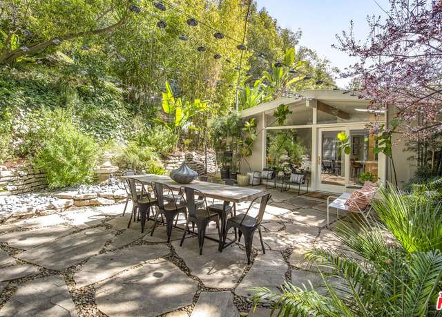 Property at 10003 Westwanda Dr, Beverly Hills, CA 90210, 4 beds, 2.5 baths