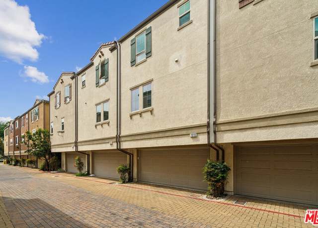 Property at 7215 N Chestnut Ln, Van Nuys, CA 91405, 3 beds, 3 baths