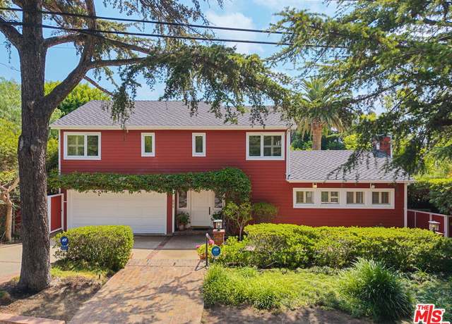 Property at 604 S Saltair Ave, Los Angeles, CA 90049, 5 beds, 7 baths