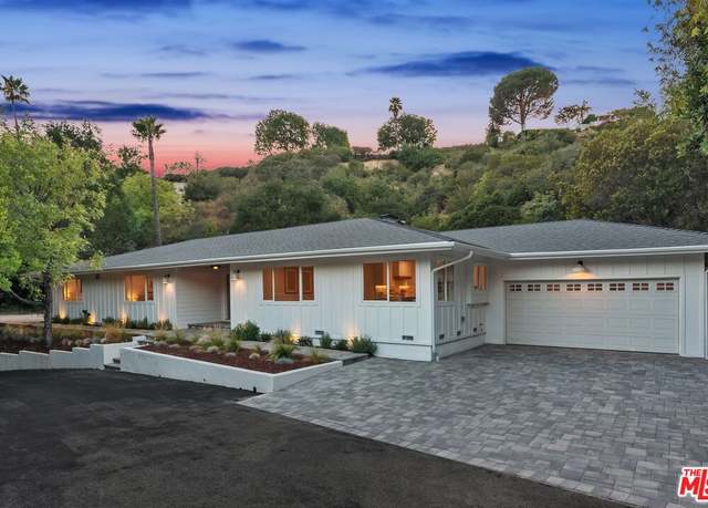Property at 4031 Deerhorn Dr, Sherman Oaks, CA 91403, 4 beds, 3 baths