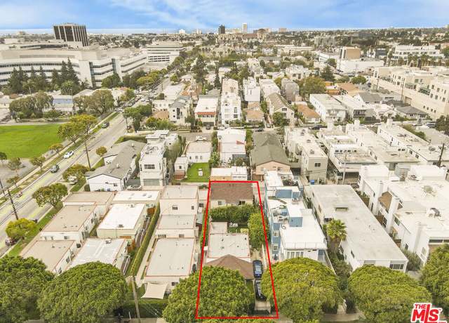Property at 1246 Chelsea Ave, Santa Monica, CA 90404, 5 beds, 5 baths