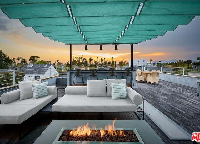 Property at 2329 Clement Ave, Venice, CA 90291, 4 beds, 2.5 baths