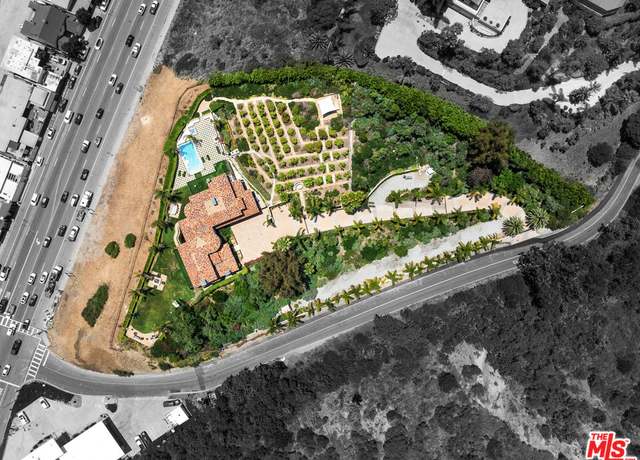 Property at 3903 Carbon Canyon Rd, Malibu, CA 90265