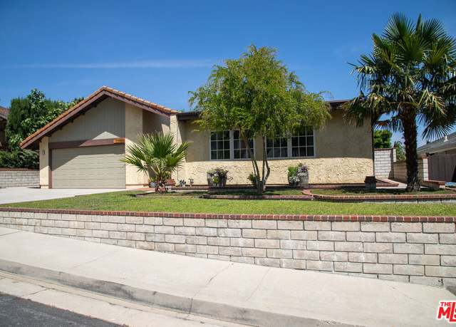Property at 12818 Neon Way, Granada Hills, CA 91344, 4 beds, 2.5 baths