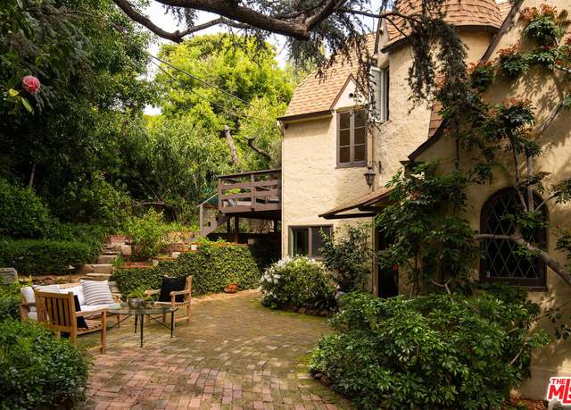 Property at 1232 Hilldale Ave, Los Angeles, CA 90069, 6 beds, 6.5 baths