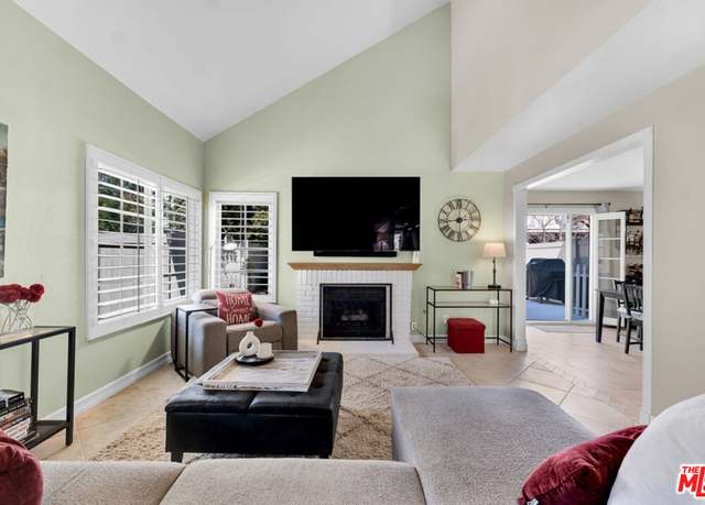 Property at 5225 Diane St Unit A, Simi Valley, CA 93063, 4 beds, 3 baths