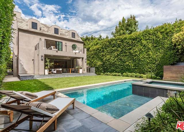 Property at 116 S Carmelina Ave, Los Angeles, CA 90049, 6 beds, 8 baths