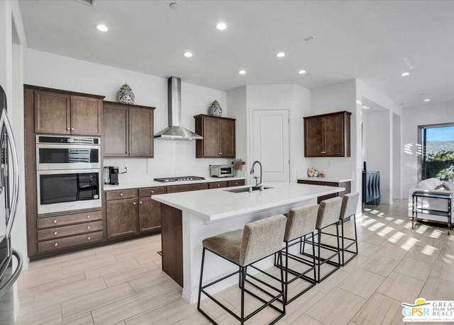 Property at 24 Zinfandel, Rancho Mirage, CA 92270, 2 beds, 2 baths