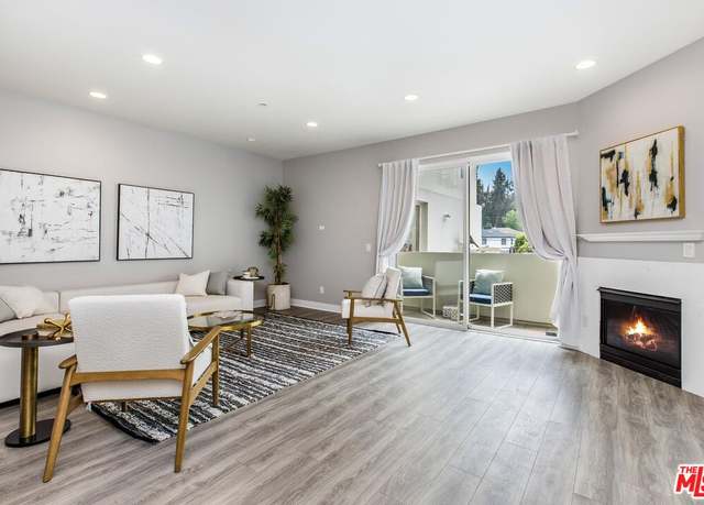 Property at 11851 Laurelwood Dr #102, Studio City, CA 91604, 3 beds, 3.5 baths