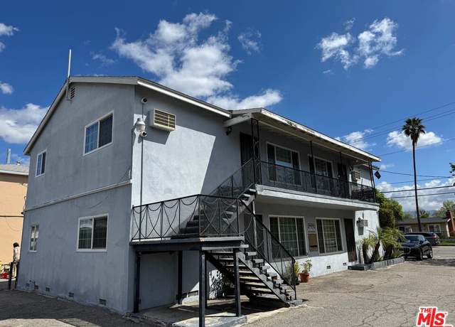 Property at 6711 Fulton Ave, Van Nuys, CA 91401, 8 beds, 4 baths