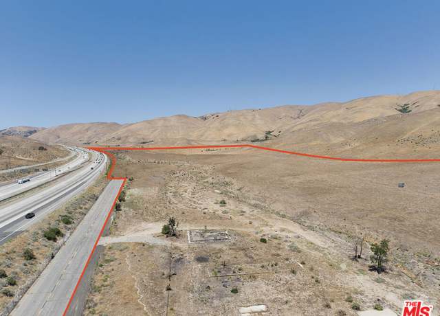 Property at 47330 Zenobia Dr, Lebec, CA 93243