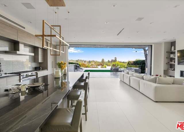 Property at 12311 11th Helena Dr, Los Angeles, CA 90049, 5 beds, 6 baths
