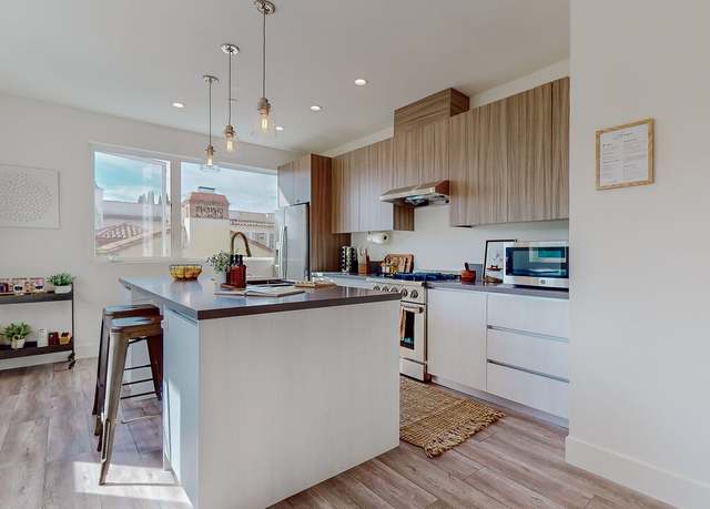 Property at 5500 W Olympic Blvd, Los Angeles, CA 90036, 2 beds, 3 baths