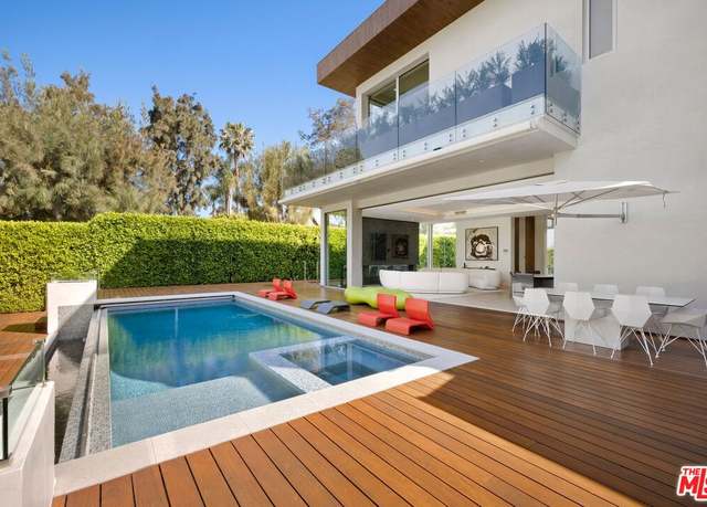 Property at 1410 Georgina Ave, Santa Monica, CA 90402, 6 beds, 7.5 baths