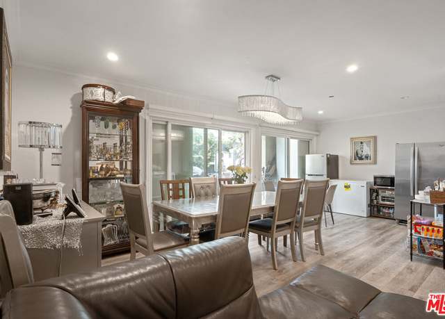 Property at 423 S Rexford Dr #106, Beverly Hills, CA 90212, 3 beds, 2 baths