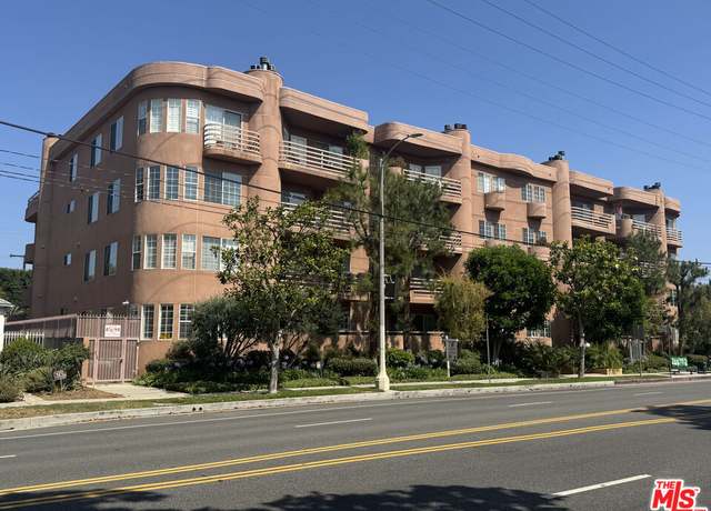 Property at 4310 Cahuenga Blvd #103, Toluca Lake, CA 91602, 2 beds, 2 baths