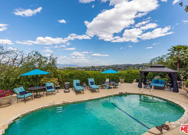 Property at 5038 Cerrillos Dr, Woodland Hills, CA 91364, 3 beds, 3 baths