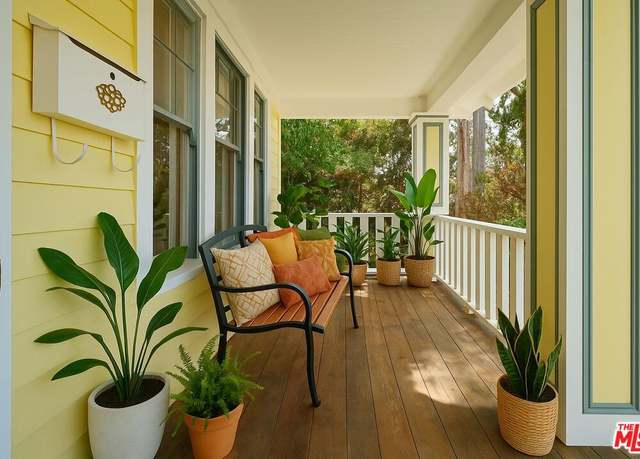 Property at 1616 W 24th St, Los Angeles, CA 90007, 2 beds, 1 bath