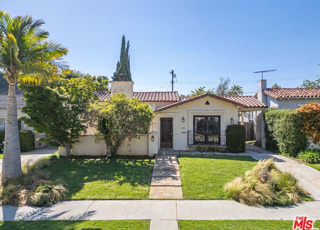 Property at 1147 S Point View St, Los Angeles, CA 90035, 3 beds, 3 baths