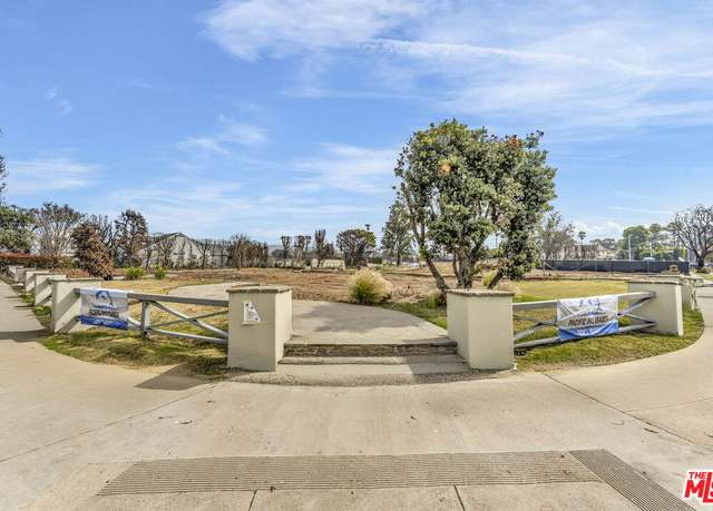 Property at 14827 Pampas Ricas Blvd, Pacific Palisades, CA 90272