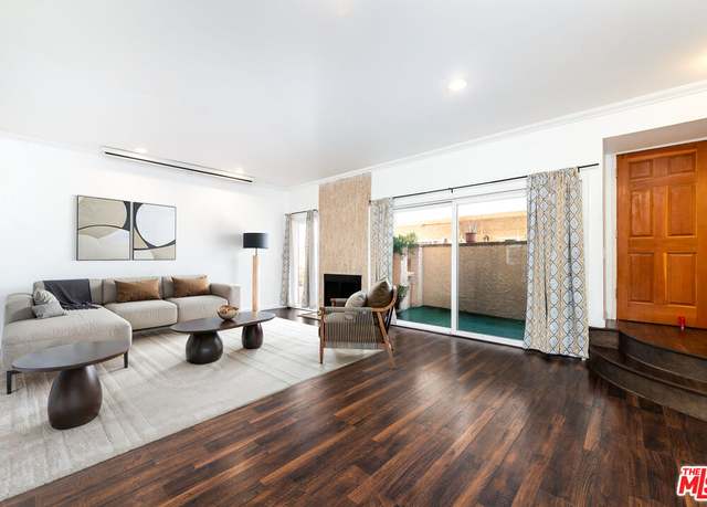 Property at 5139 Balboa Blvd #9, Encino, CA 91316, 3 beds, 3 baths