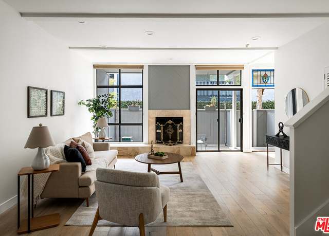 Property at 1425 Stanford St #8, Santa Monica, CA 90404, 2 beds, 3 baths