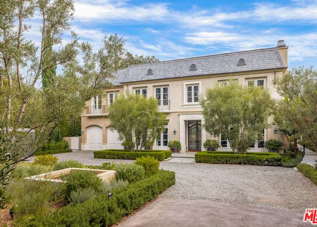 Property at 12770 S Bristol Cir, Los Angeles, CA 90049, 7 beds, 11 baths