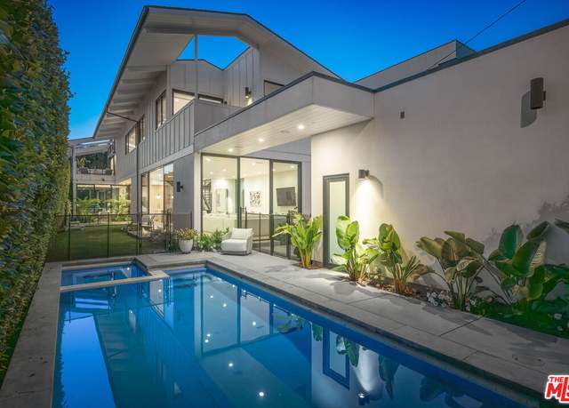 Property at 1052 Palms Blvd, Venice, CA 90291, 4 beds, 5.5 baths