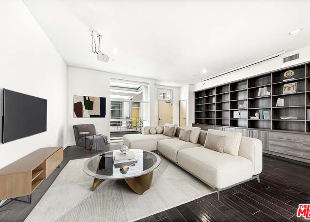 Property at 3119 Via Dolce #304, Marina Del Rey, CA 90292, 3 beds, 3 baths