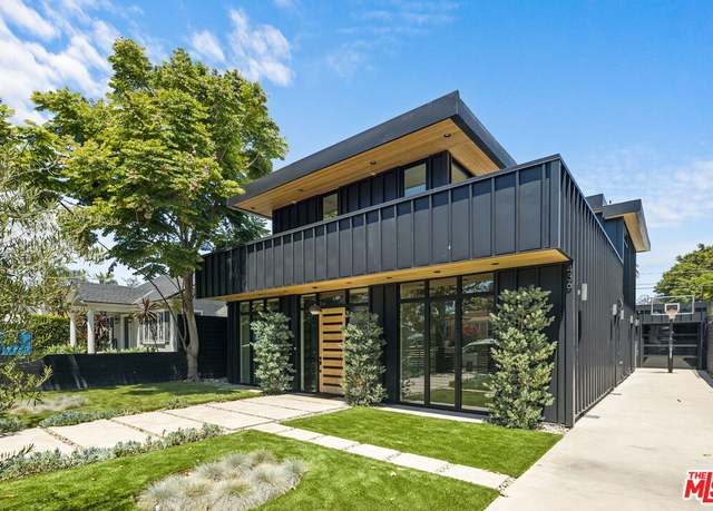 Property at 436 N Plymouth Blvd, Los Angeles, CA 90004, 5 beds, 5 baths