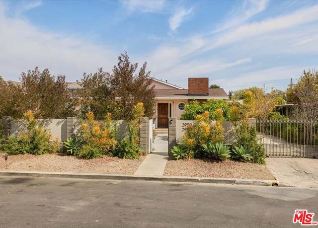 Property at 2950 Finch St, Los Angeles, CA 90039, 3 beds, 2 baths