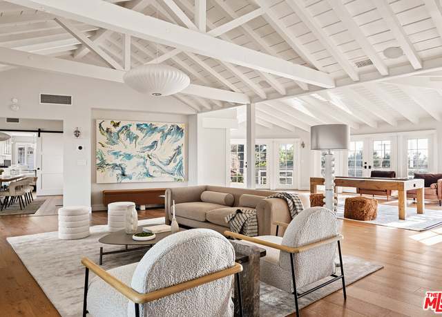 Property at 12417 Mulholland Dr, Beverly Hills, CA 90210, 3 beds, 4 baths