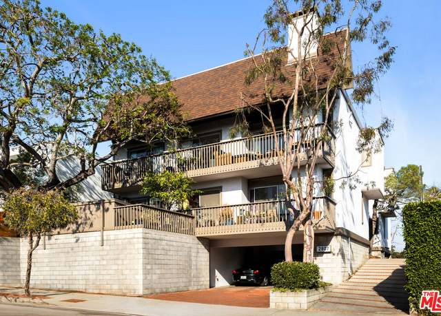 Property at 2807 Highland Ave, Santa Monica, CA 90405, 10 beds, 10 baths