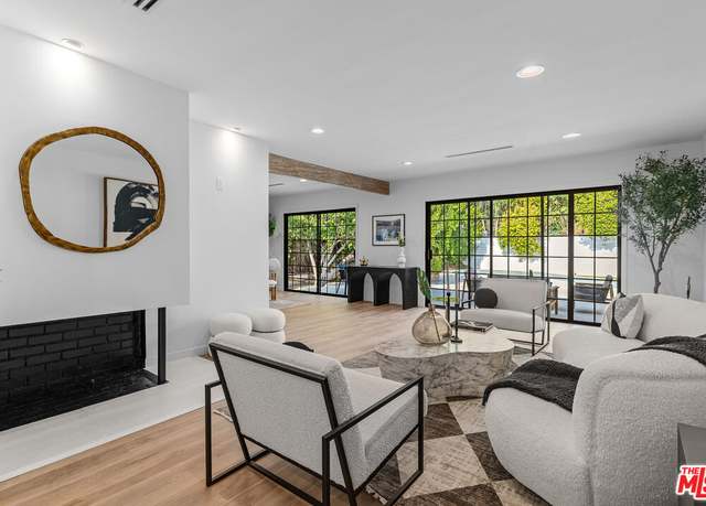 Property at 16517 Hartsook St, Encino, CA 91436, 5 beds, 4 baths